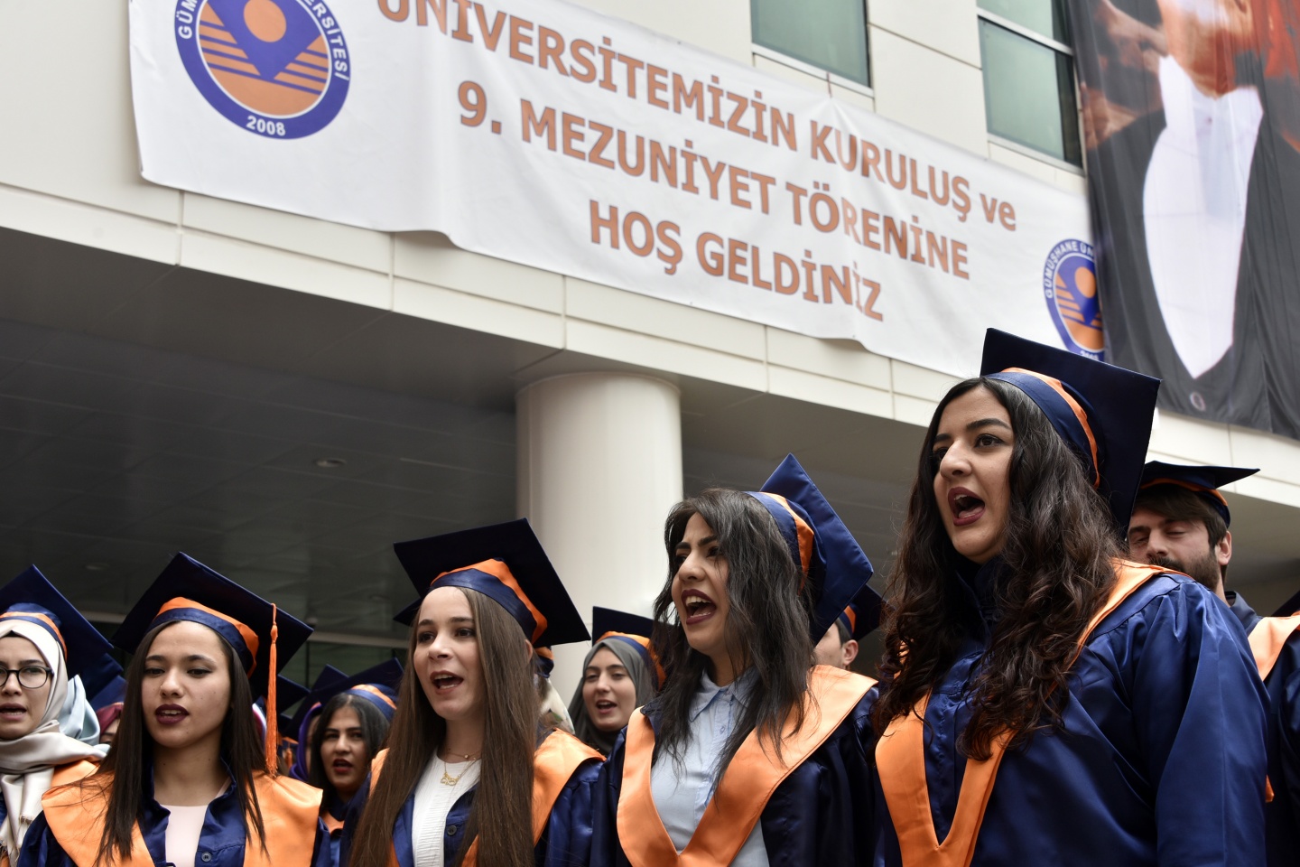 Gümüşhane Üniversitesinde 9.mezuniyet sevinci 11