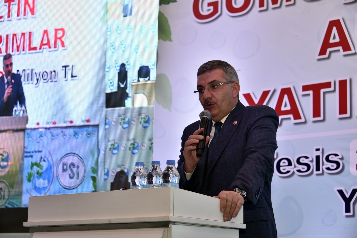 Bakan Eroğlu AK Parti teşkilatını ziyaret etti 74