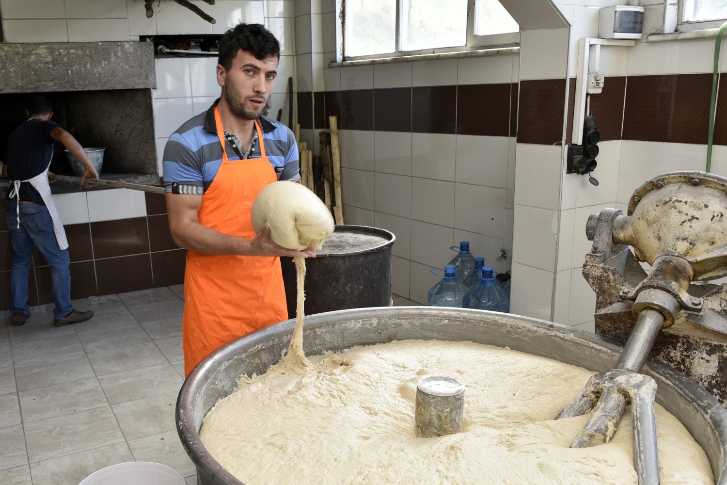 Bu köy buram buram ekmek kokuyor 7