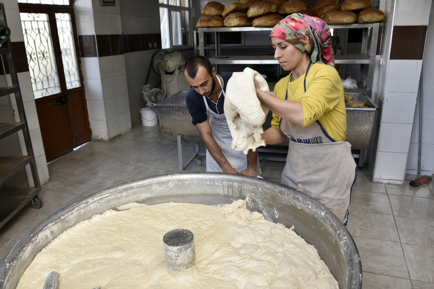 Bu köy buram buram ekmek kokuyor 14