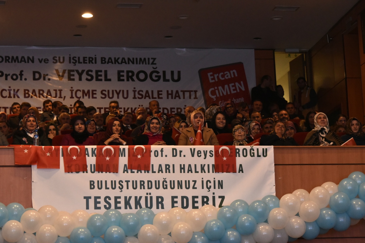 Bakan Eroğlu AK Parti teşkilatını ziyaret etti 52