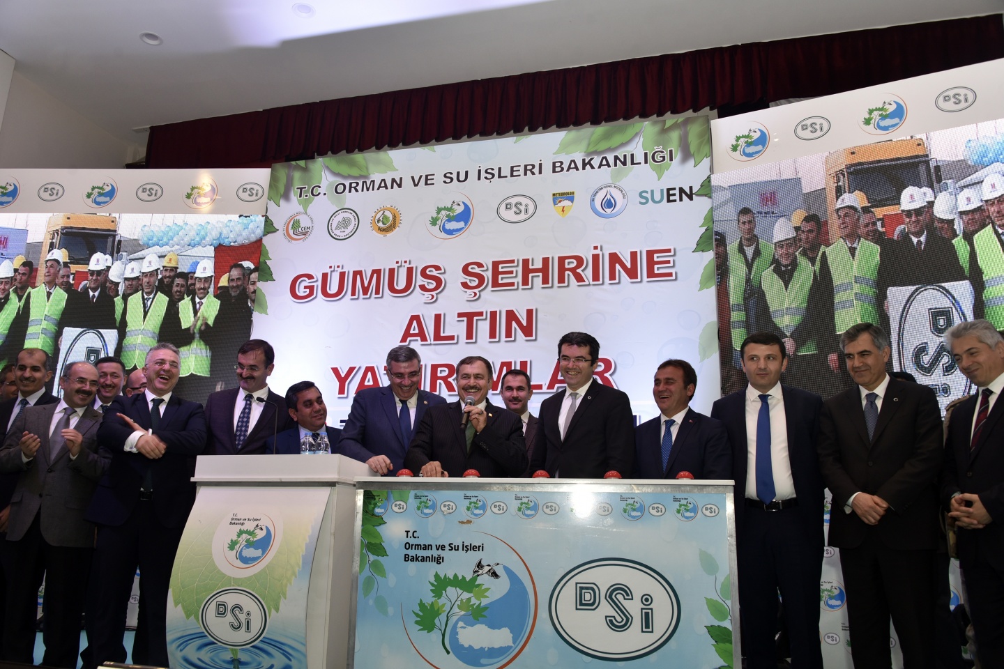 Bakan Eroğlu AK Parti teşkilatını ziyaret etti 70