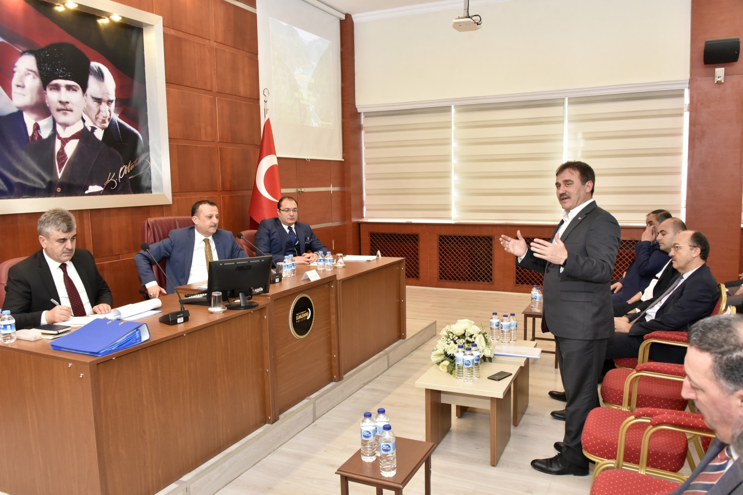 Avrupa’nın en uzun, dünyanın ikinci en uzun karayolu tünelinde yüzde 52 seviyesine ulaşıldı 15