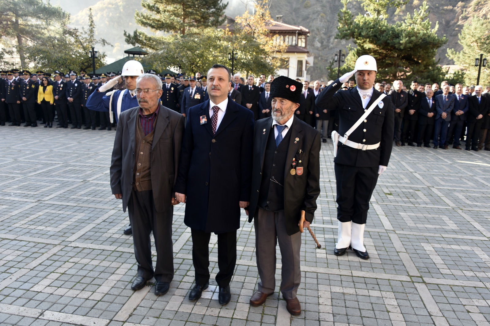 Gazi Mustafa Kemal Atatürk vefatının 81.yılında Gümüşhane’de anıldı 25