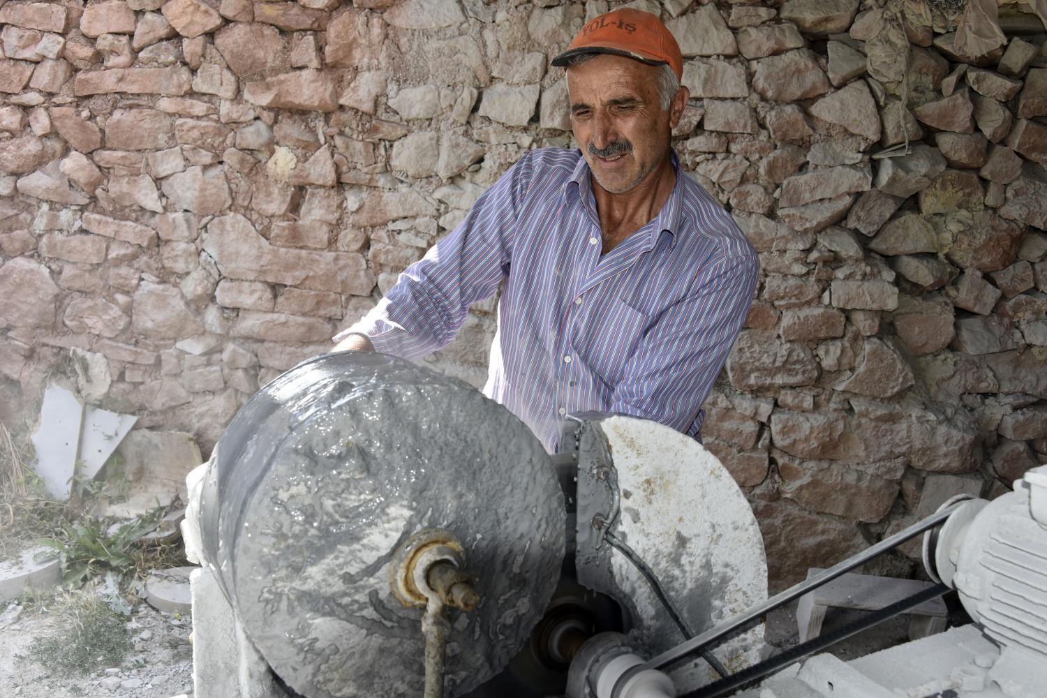 Ekmeğini taştan çıkaran son usta 27