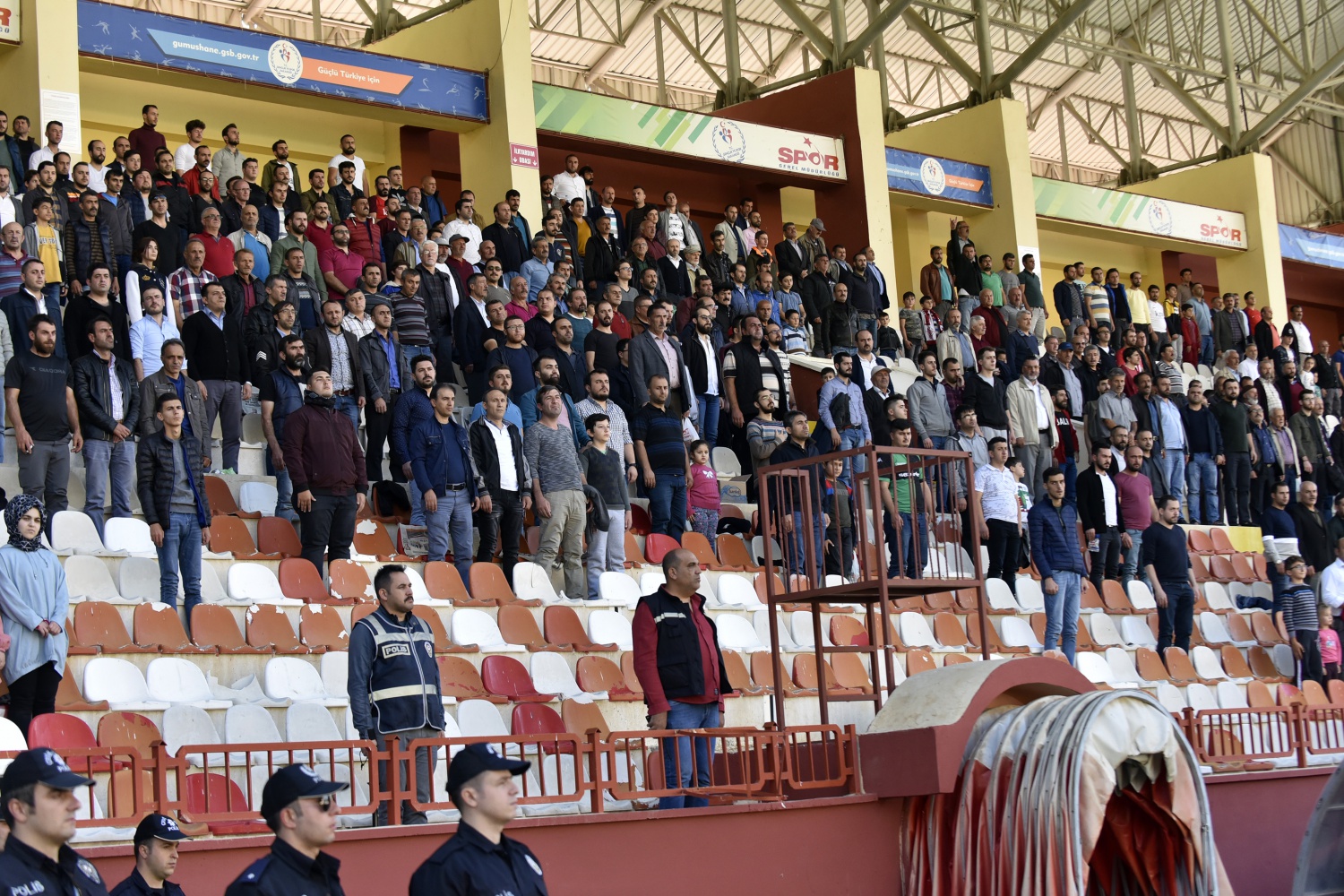 Gümüş galibiyete hasret: 1-1 9