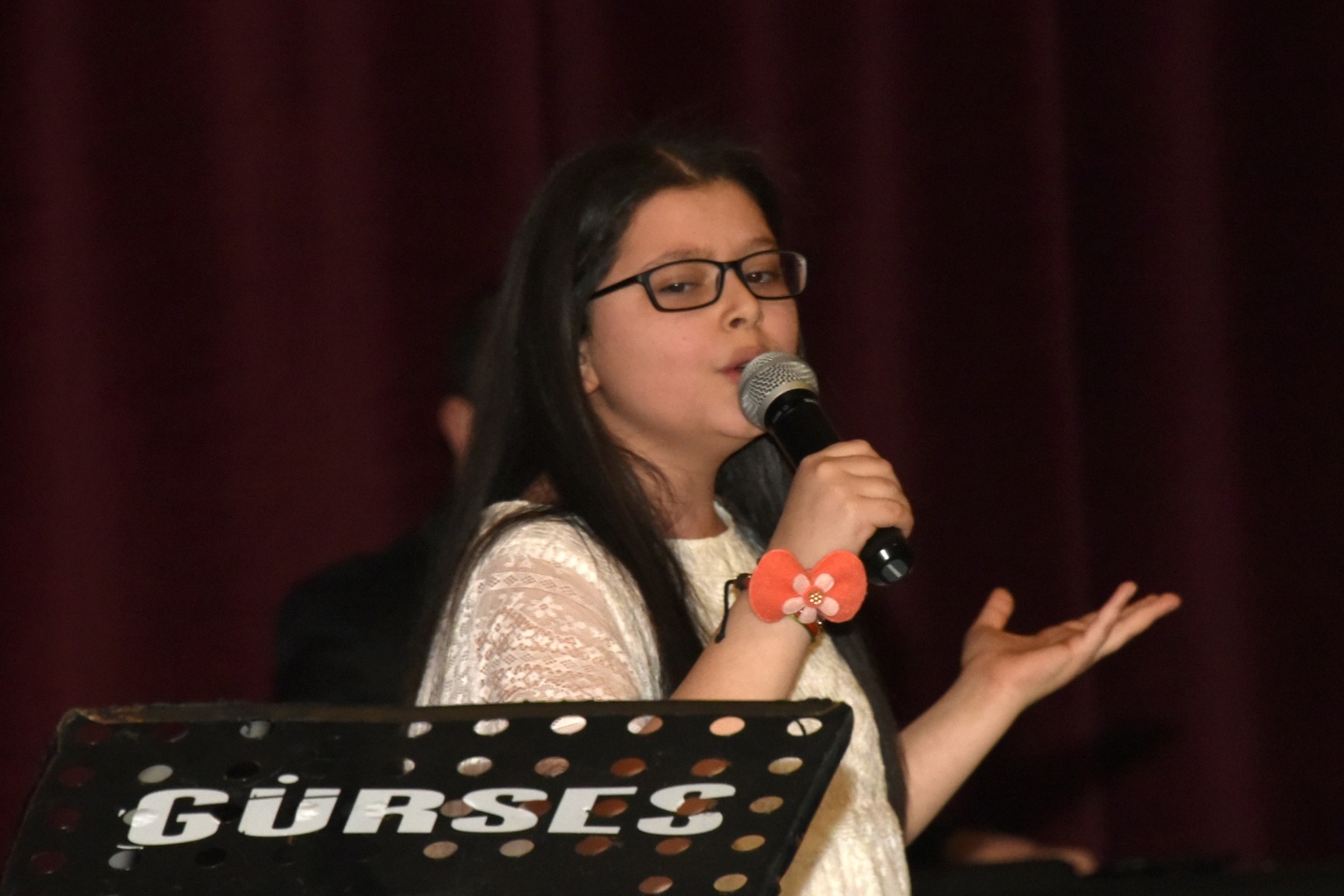 ‘Mikrofon Sende Solo Ses Yarışmasının’ finalleri yapıldı 12