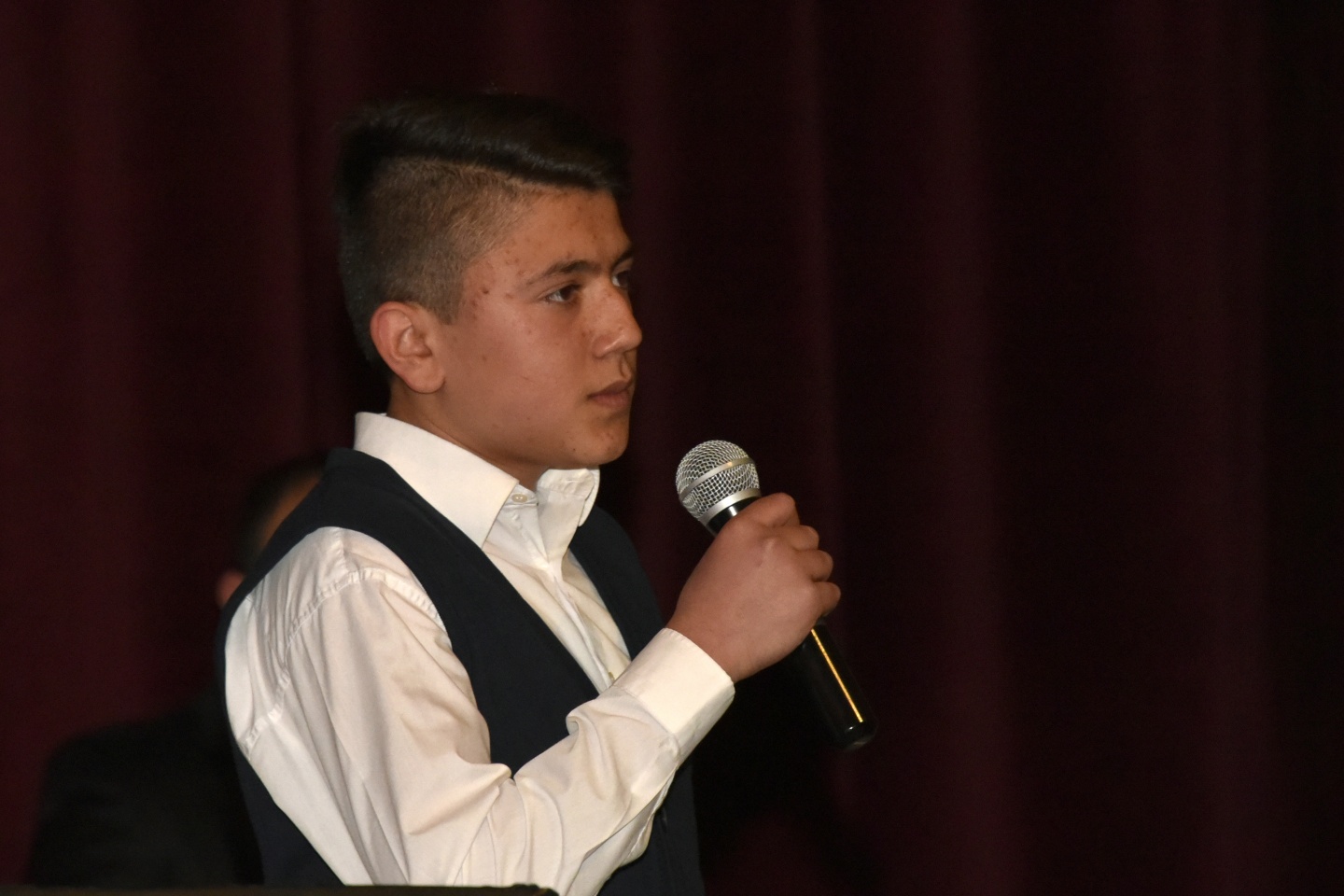 ‘Mikrofon Sende Solo Ses Yarışmasının’ finalleri yapıldı 6