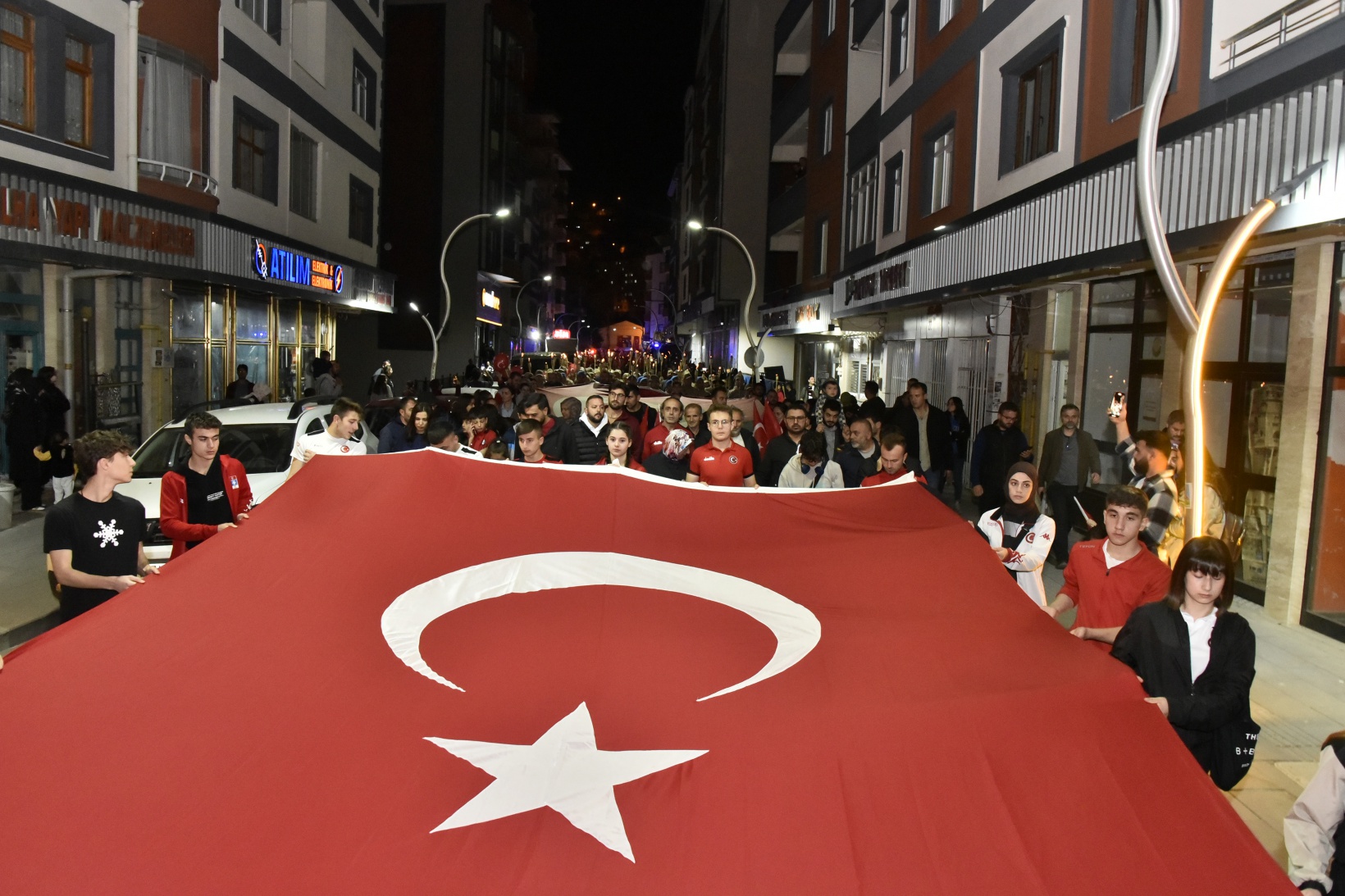 Gümüşhane’de fener alayı yürüyüşü gerçekleştirildi   125