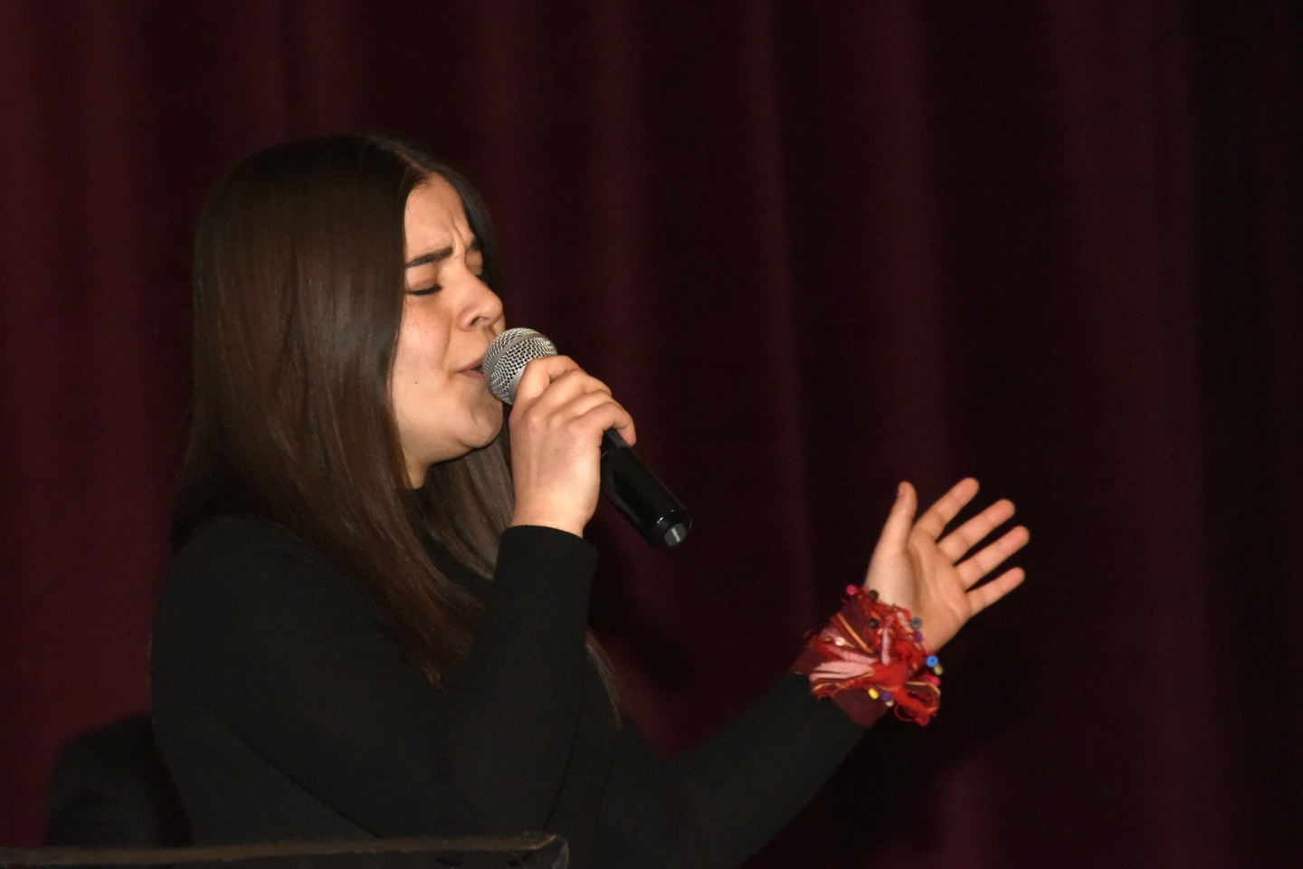 ‘Mikrofon Sende Solo Ses Yarışmasının’ finalleri yapıldı 26