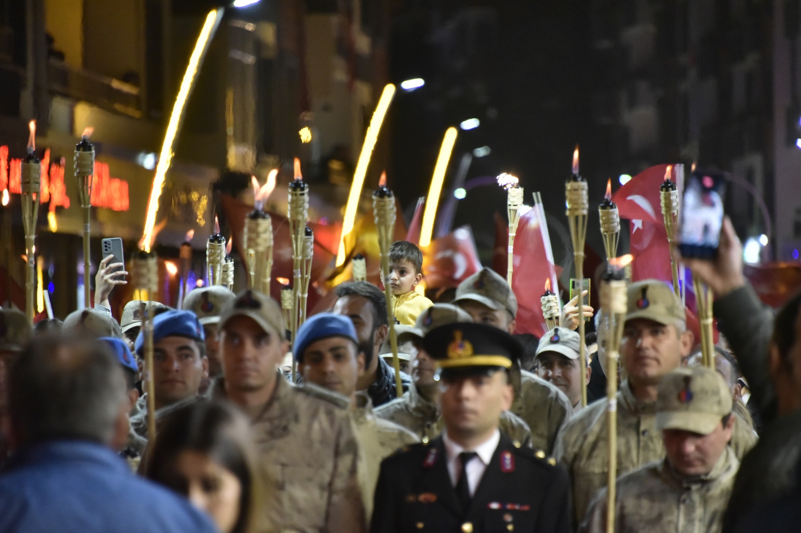 Gümüşhane’de fener alayı yürüyüşü gerçekleştirildi   52