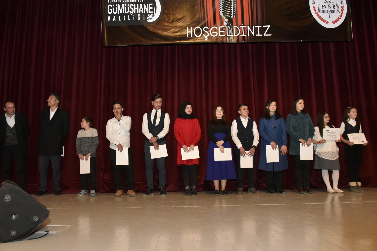 ‘Mikrofon Sende Solo Ses Yarışmasının’ finalleri yapıldı 19