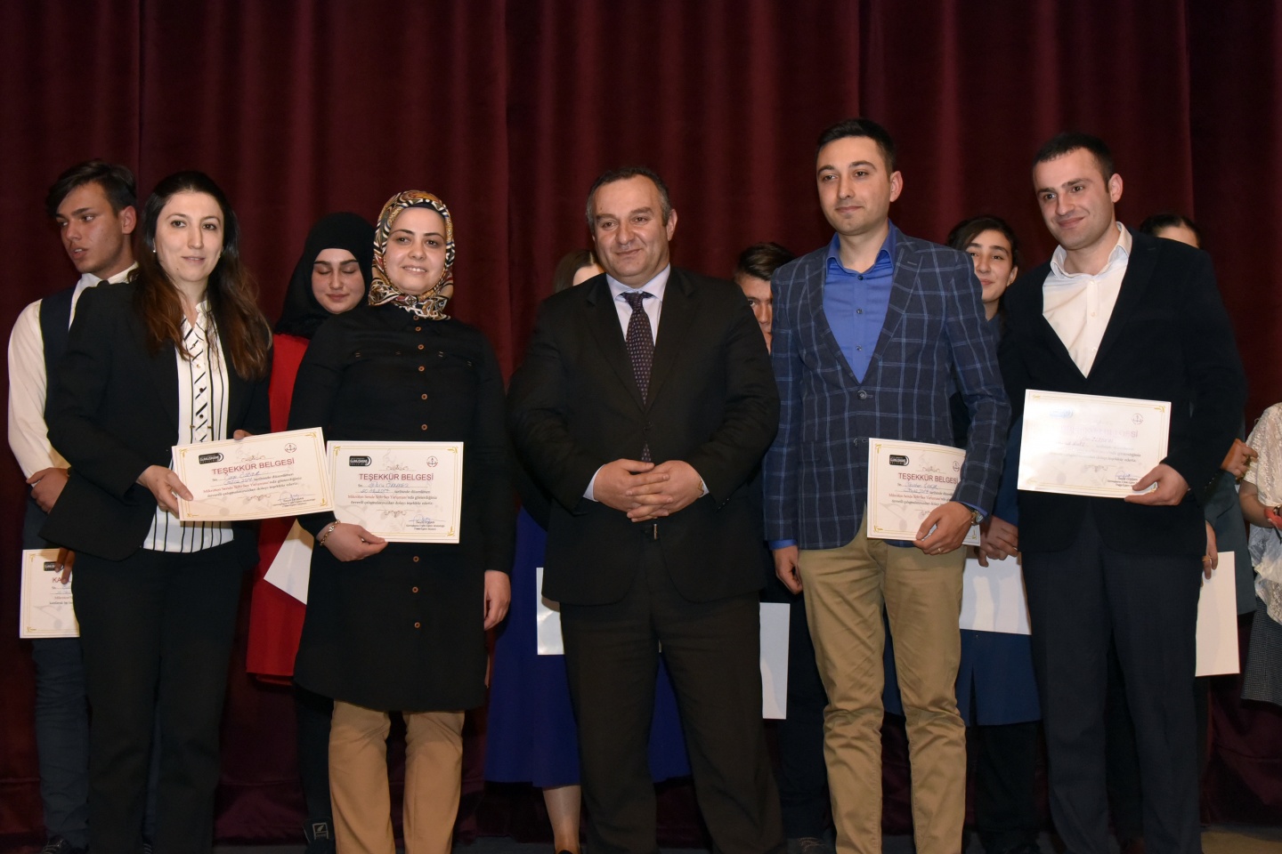 ‘Mikrofon Sende Solo Ses Yarışmasının’ finalleri yapıldı 14