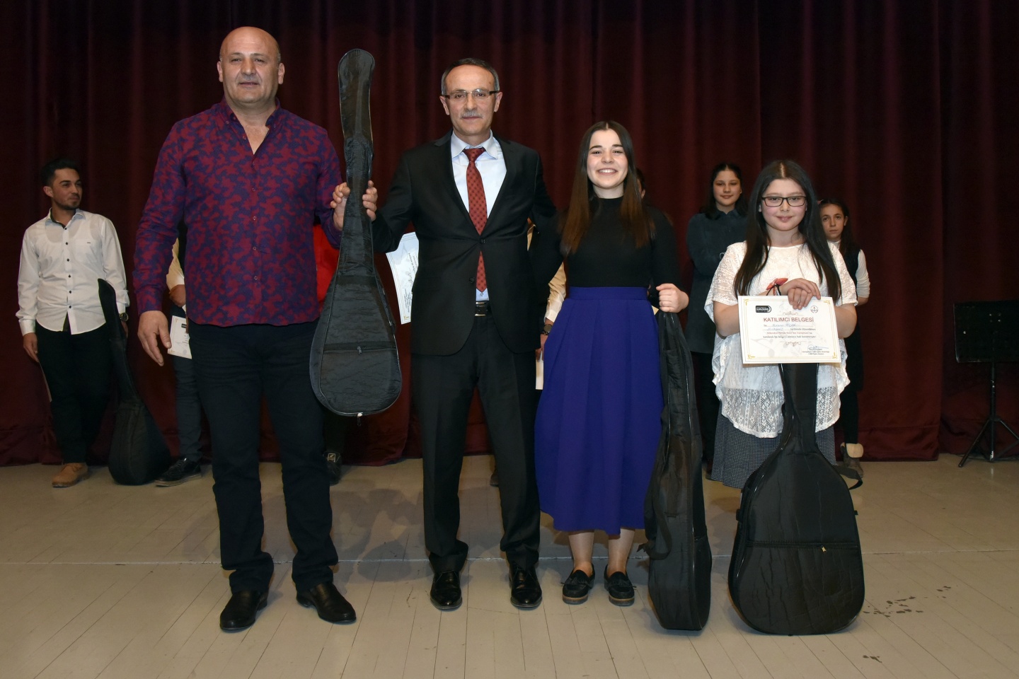 ‘Mikrofon Sende Solo Ses Yarışmasının’ finalleri yapıldı 29