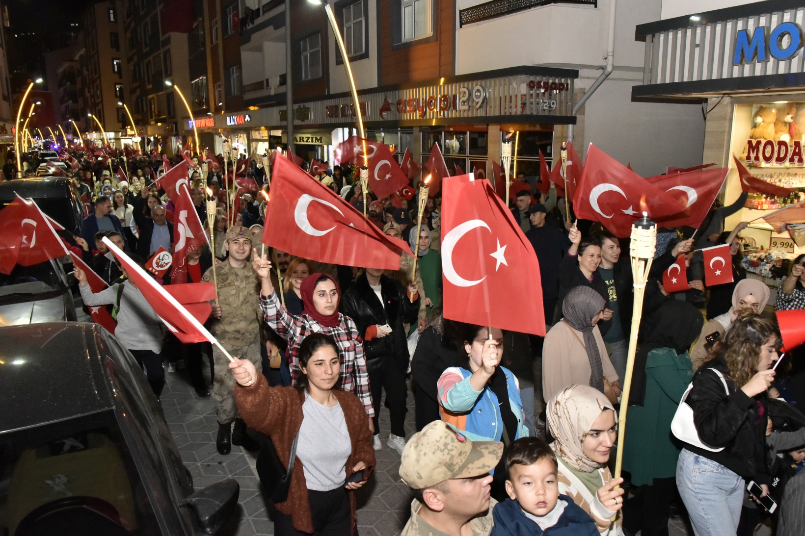 Gümüşhane’de fener alayı yürüyüşü gerçekleştirildi   26