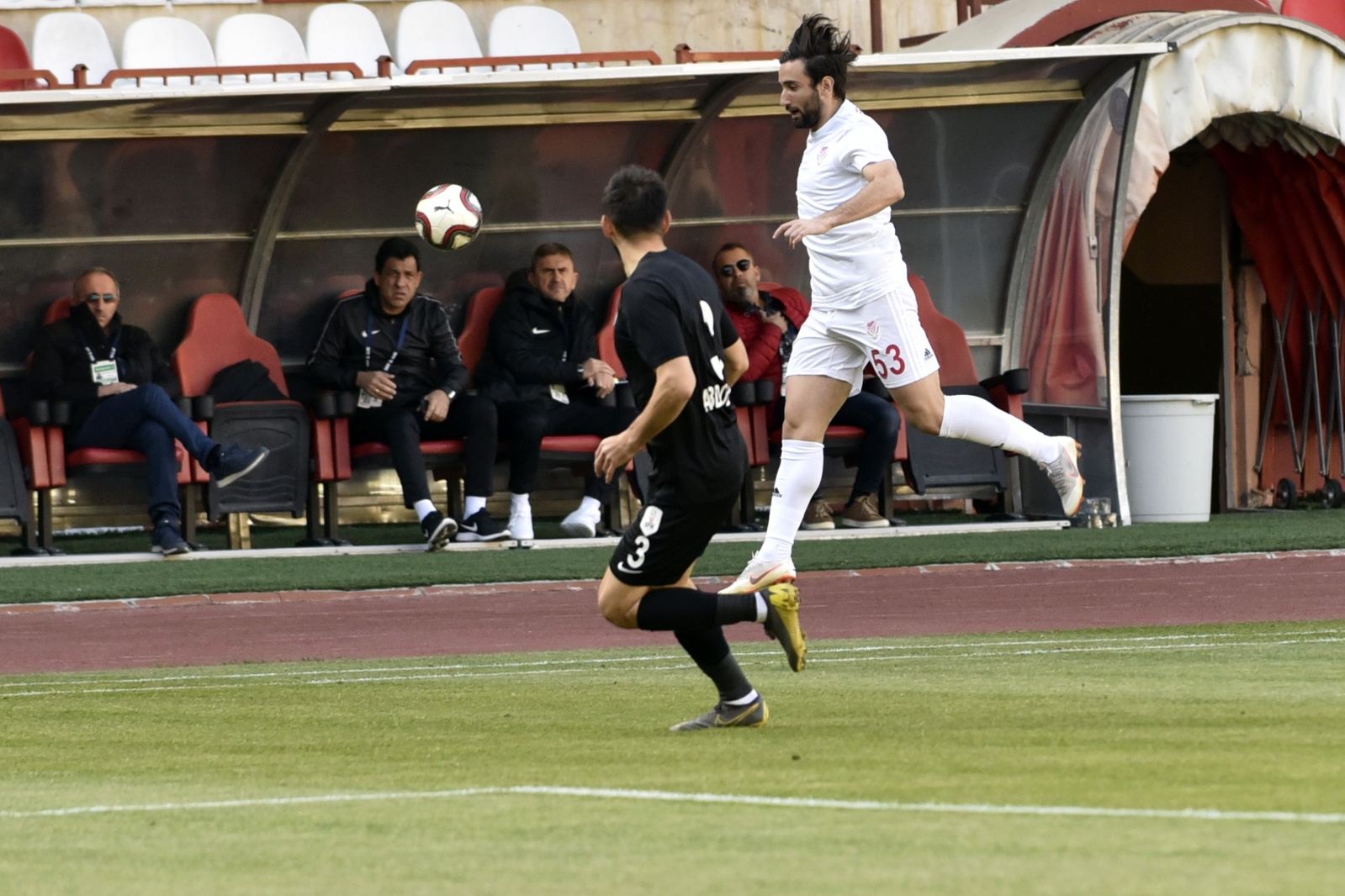 Gümüş sahasında kayıp: 0-1 25