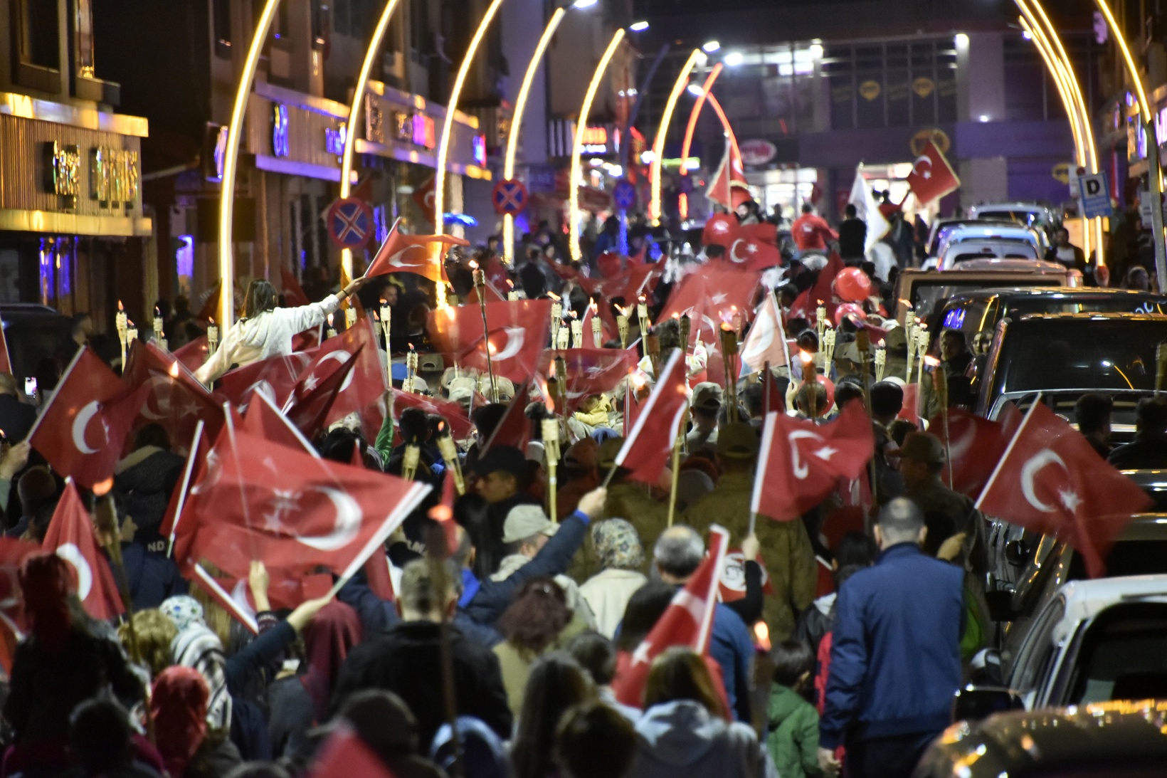 Gümüşhane’de fener alayı yürüyüşü gerçekleştirildi   115
