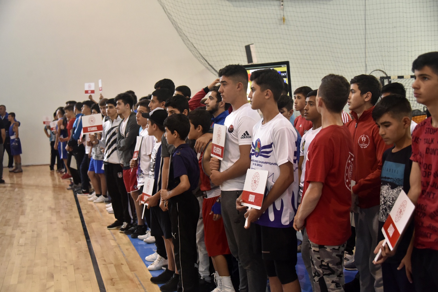 Üst Minikler Türkiye Ferdi Boks Şampiyonası Gümüşhane’de başladı 6