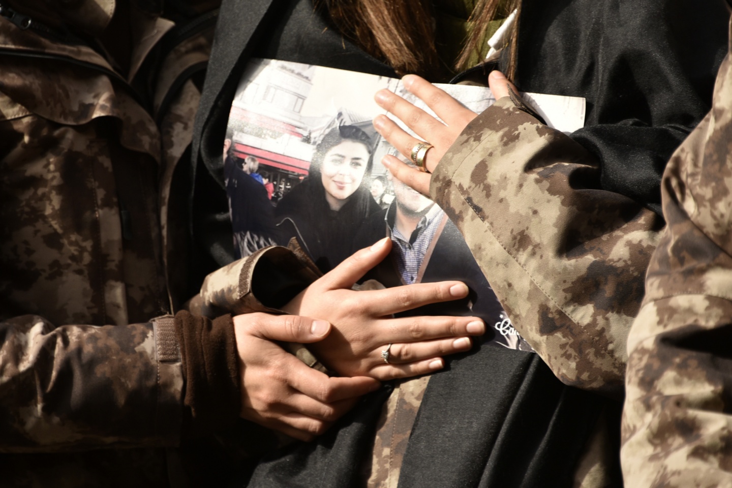 Gümüşhane şehidini gözyaşlarıyla uğurladı 12