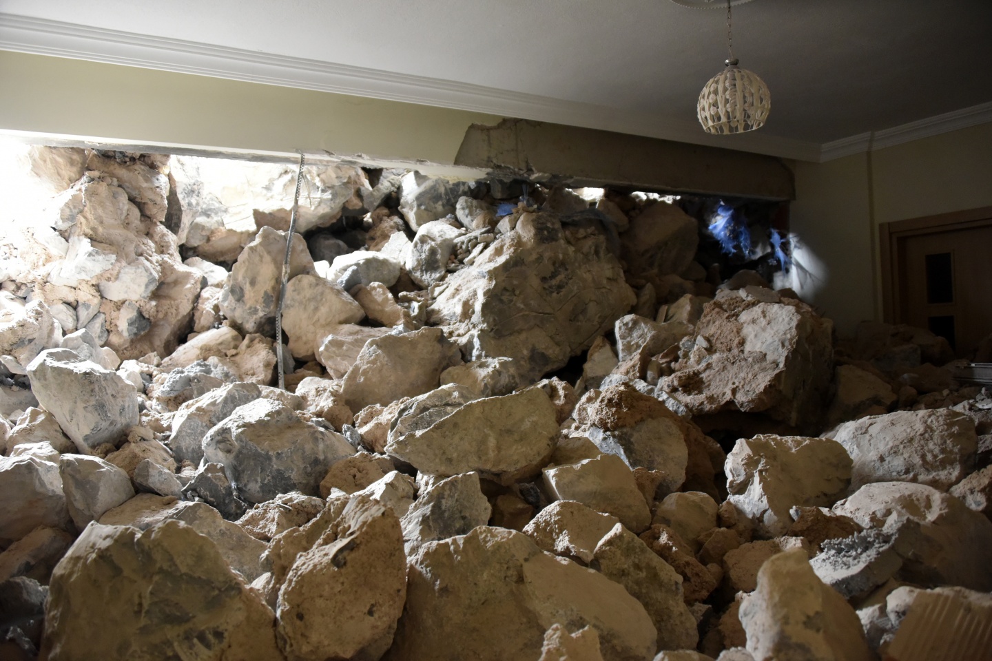 Felaketin boyutları gün ışıyınca ortaya çıktı 11