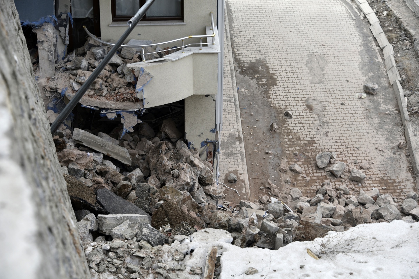 Felaketin boyutları gün ışıyınca ortaya çıktı 20