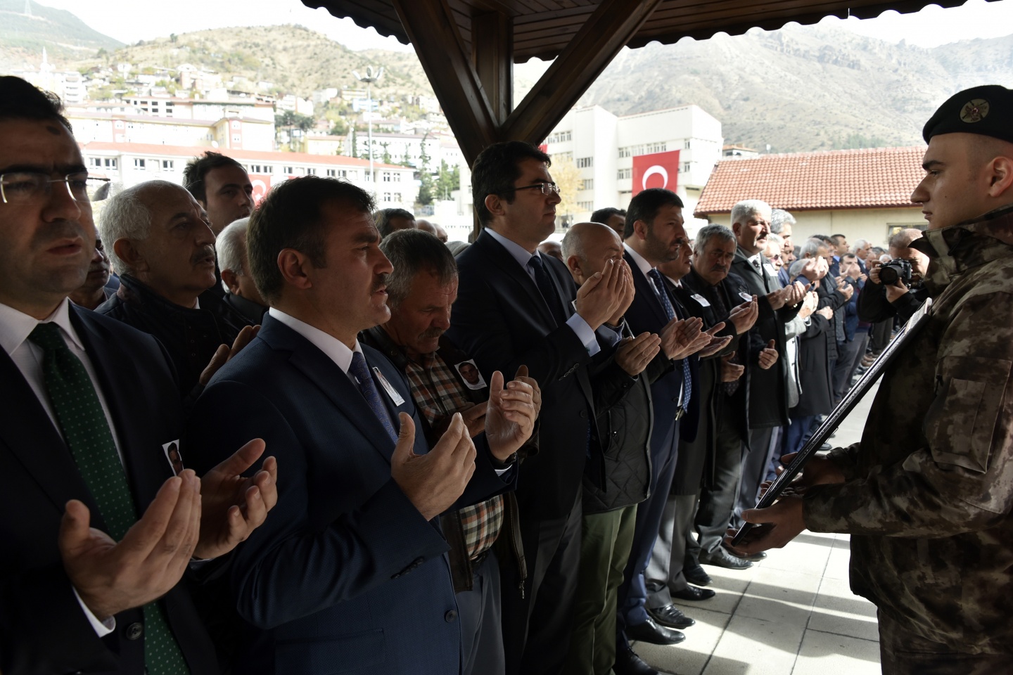 Gümüşhane şehidini gözyaşlarıyla uğurladı 30