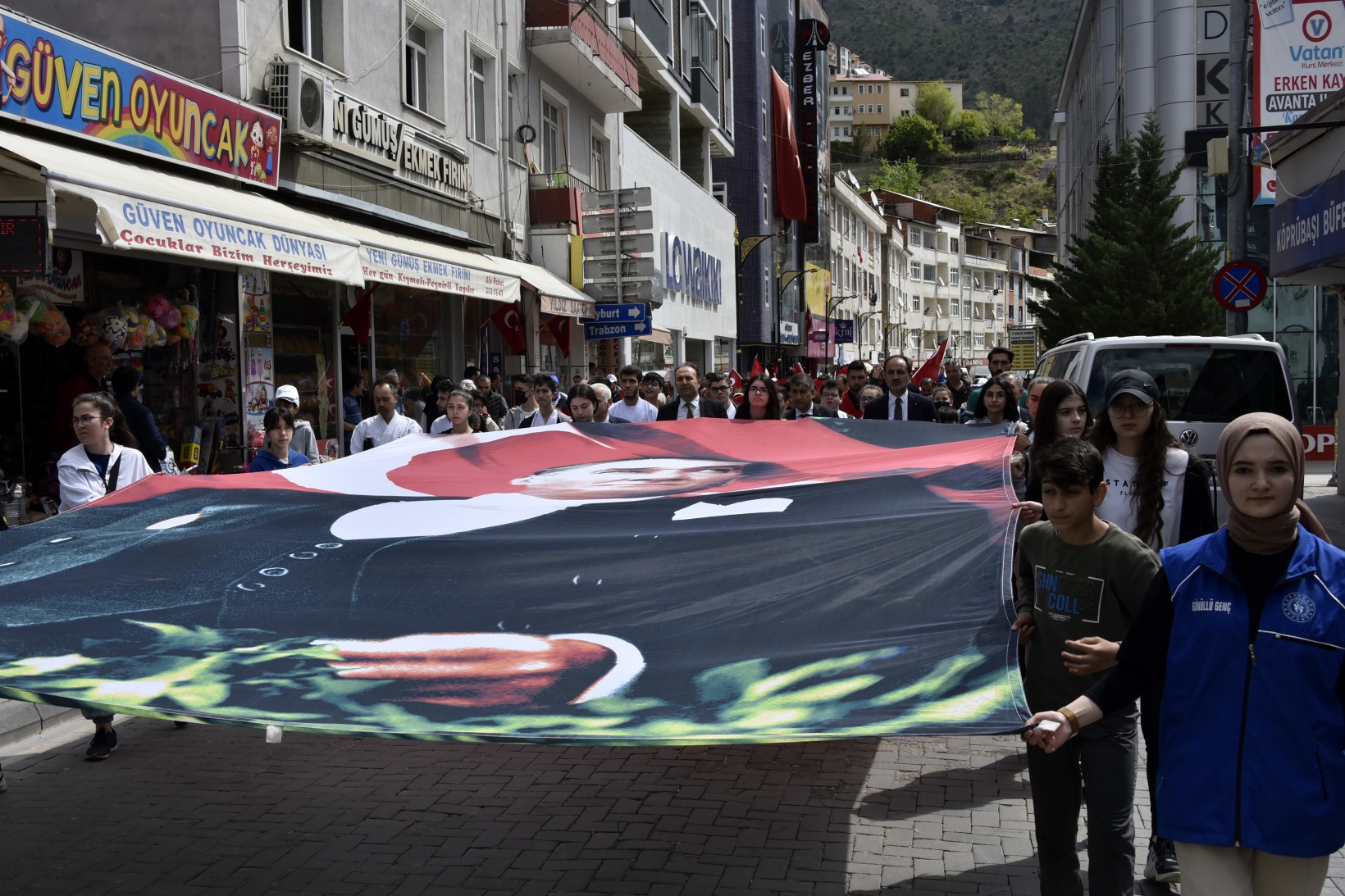 Gümüşhane’de 19 Mayıs’a coşkulu kutlama 3