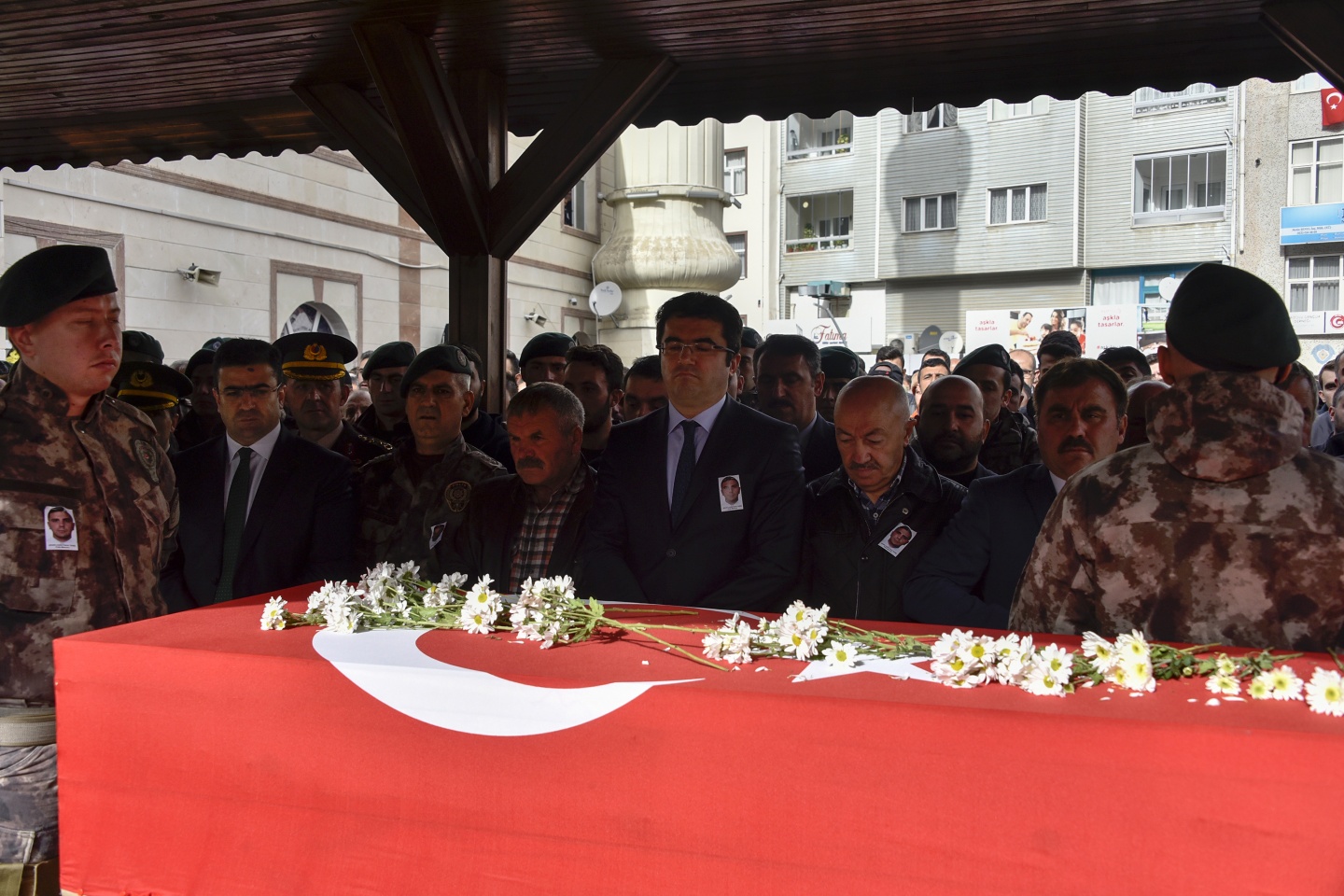 Gümüşhane şehidini gözyaşlarıyla uğurladı 29