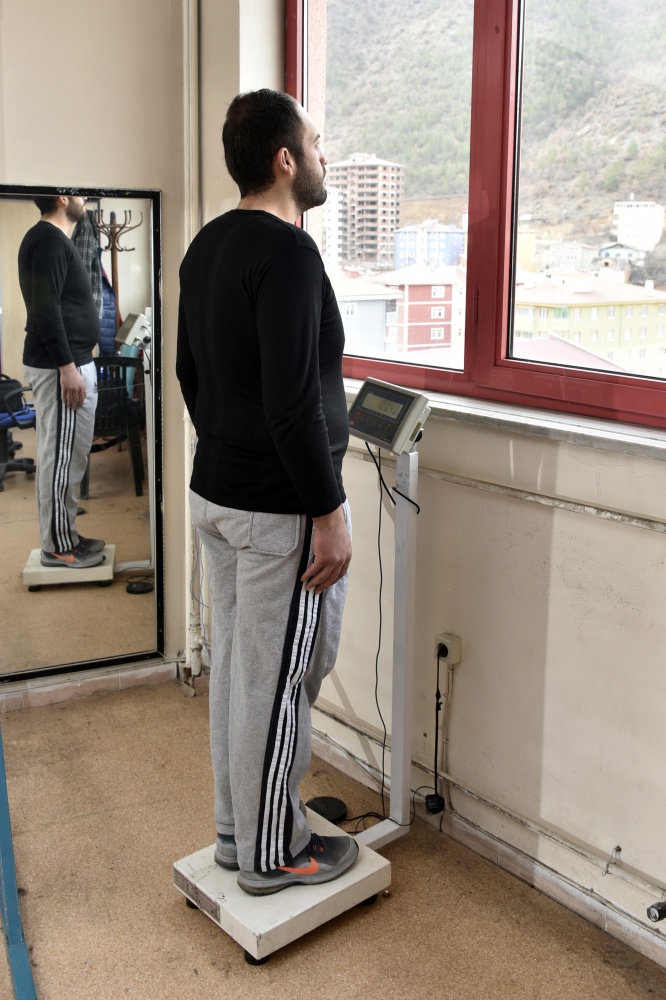 Askere gidebilmek için 3 ayda 32 kilo verdi 1