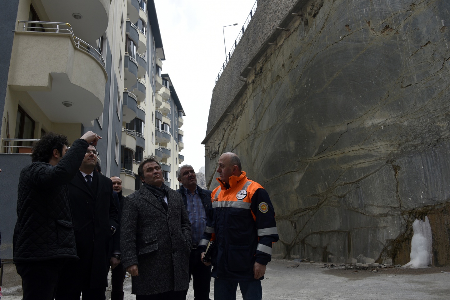 Felaketin boyutları gün ışıyınca ortaya çıktı 24