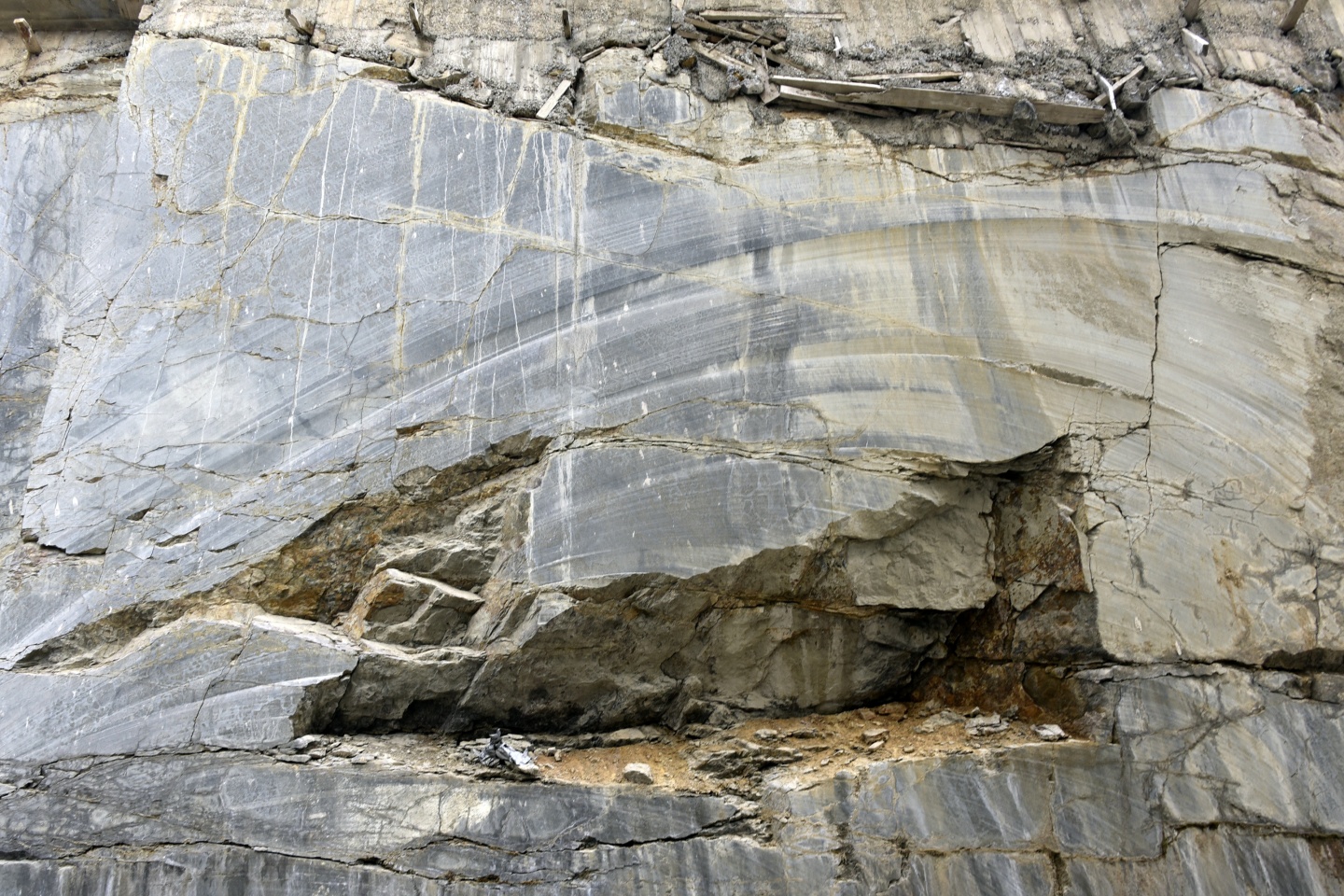 Felaketin boyutları gün ışıyınca ortaya çıktı 42