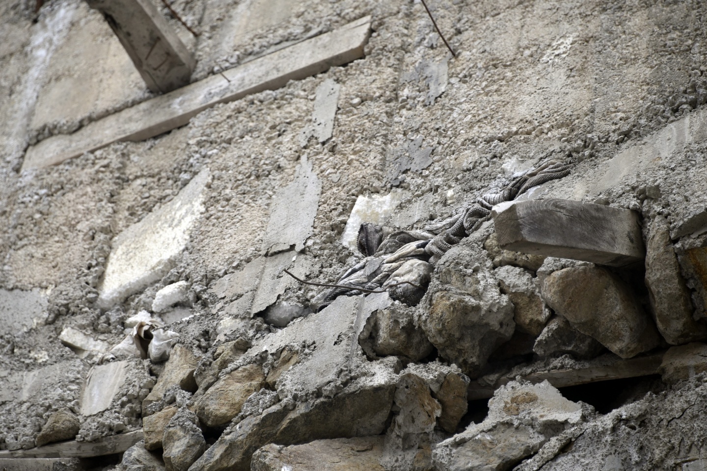Felaketin boyutları gün ışıyınca ortaya çıktı 33