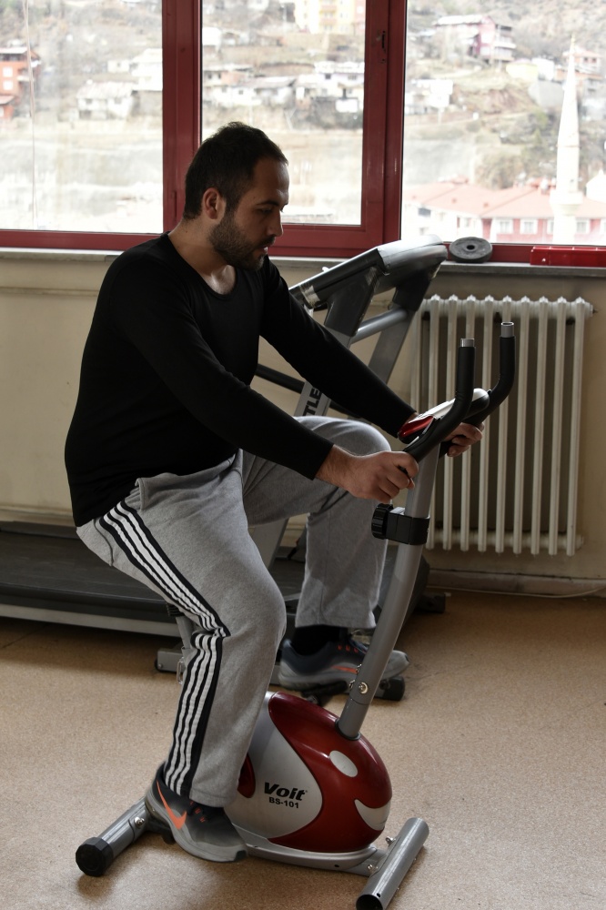 Askere gidebilmek için 3 ayda 32 kilo verdi 5