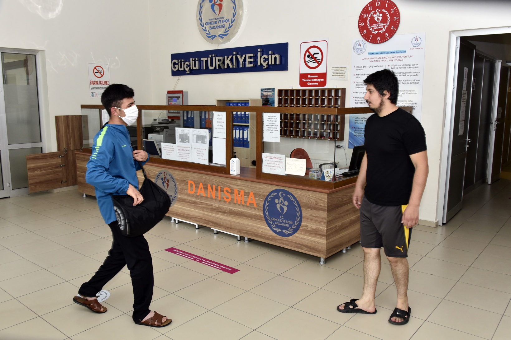 Babasının hayatını sonlandıran ‘su’ ona hayat verdi 16