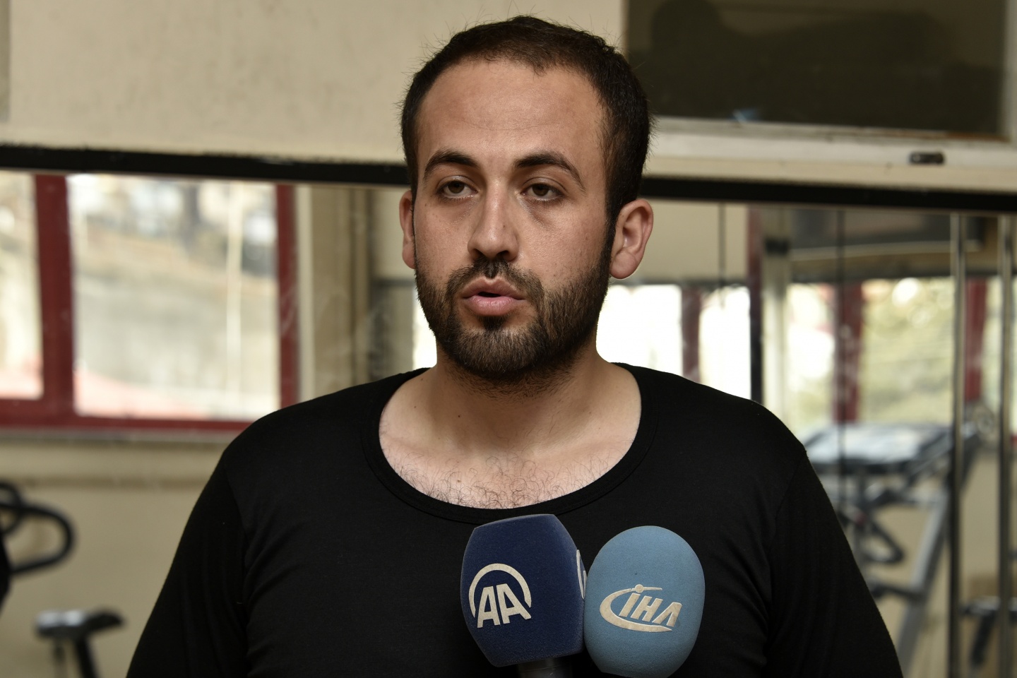 Askere gidebilmek için 3 ayda 32 kilo verdi 15