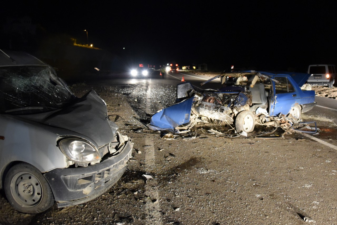 Gümüşhane’de feci kaza: 8 yaralı 6