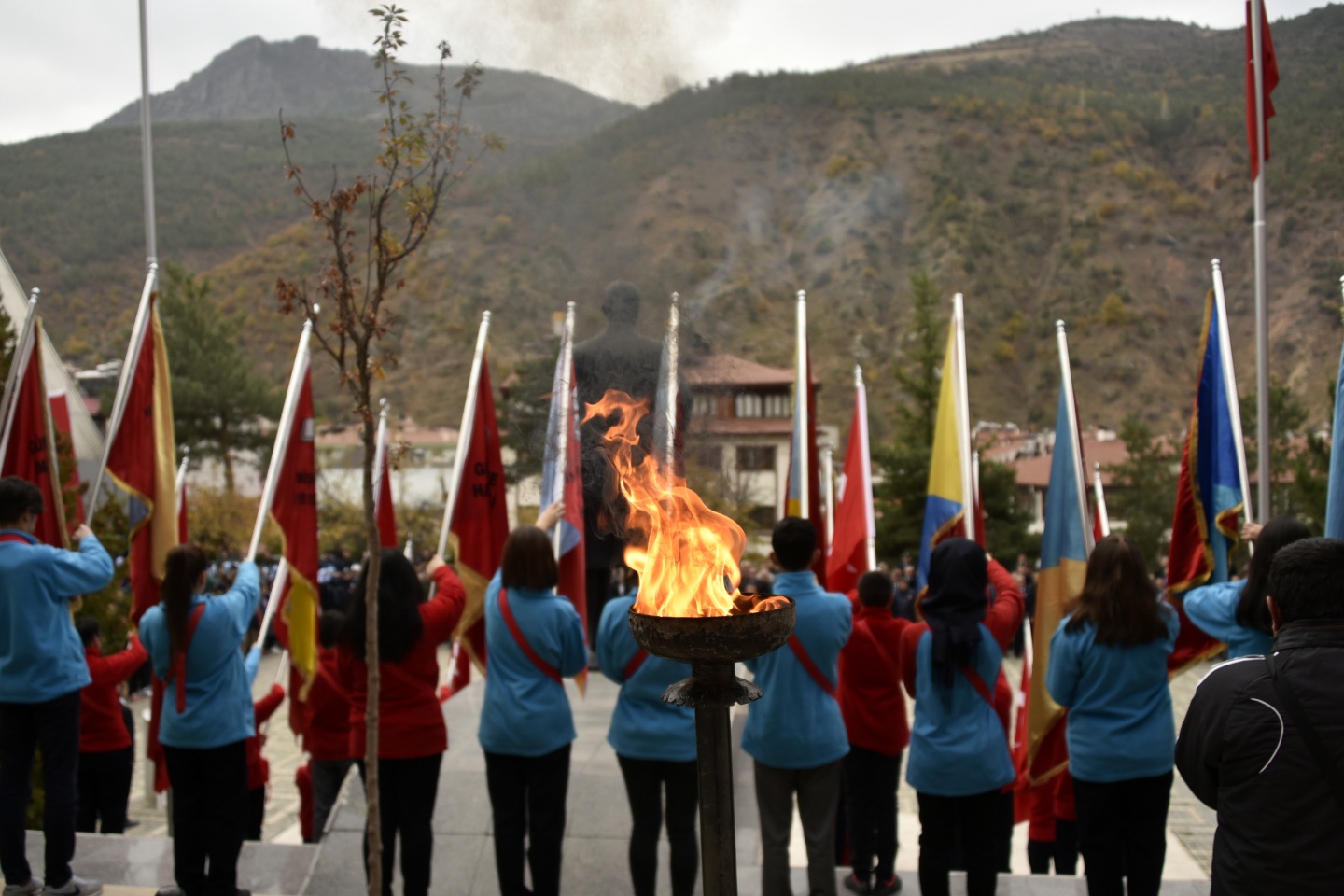 Ulu Önder vefatının 79.yıldömünde Gümüşhane’de anıldı 23