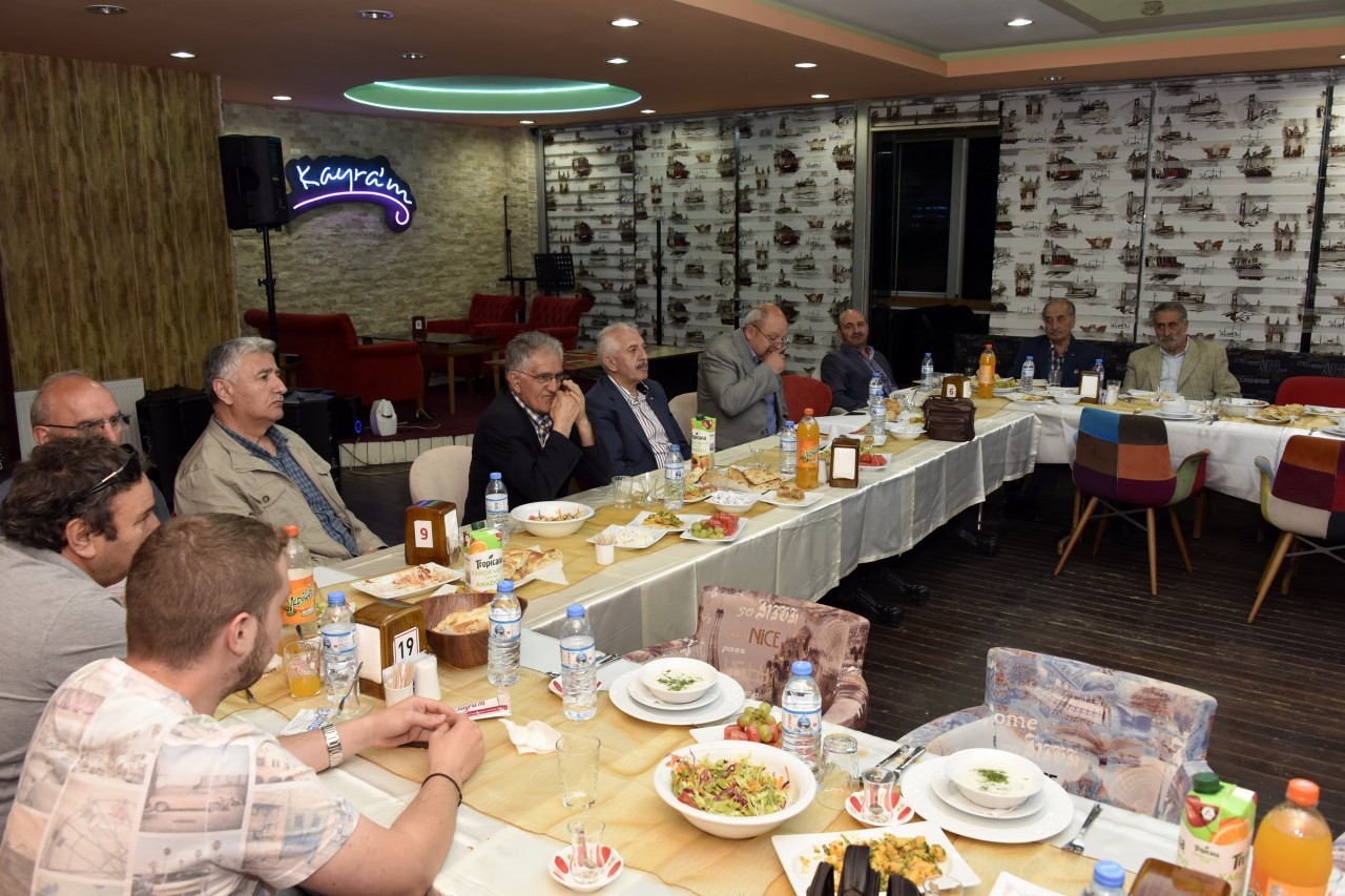 GÜSİAD iftar programında sorunları sıraladı 4