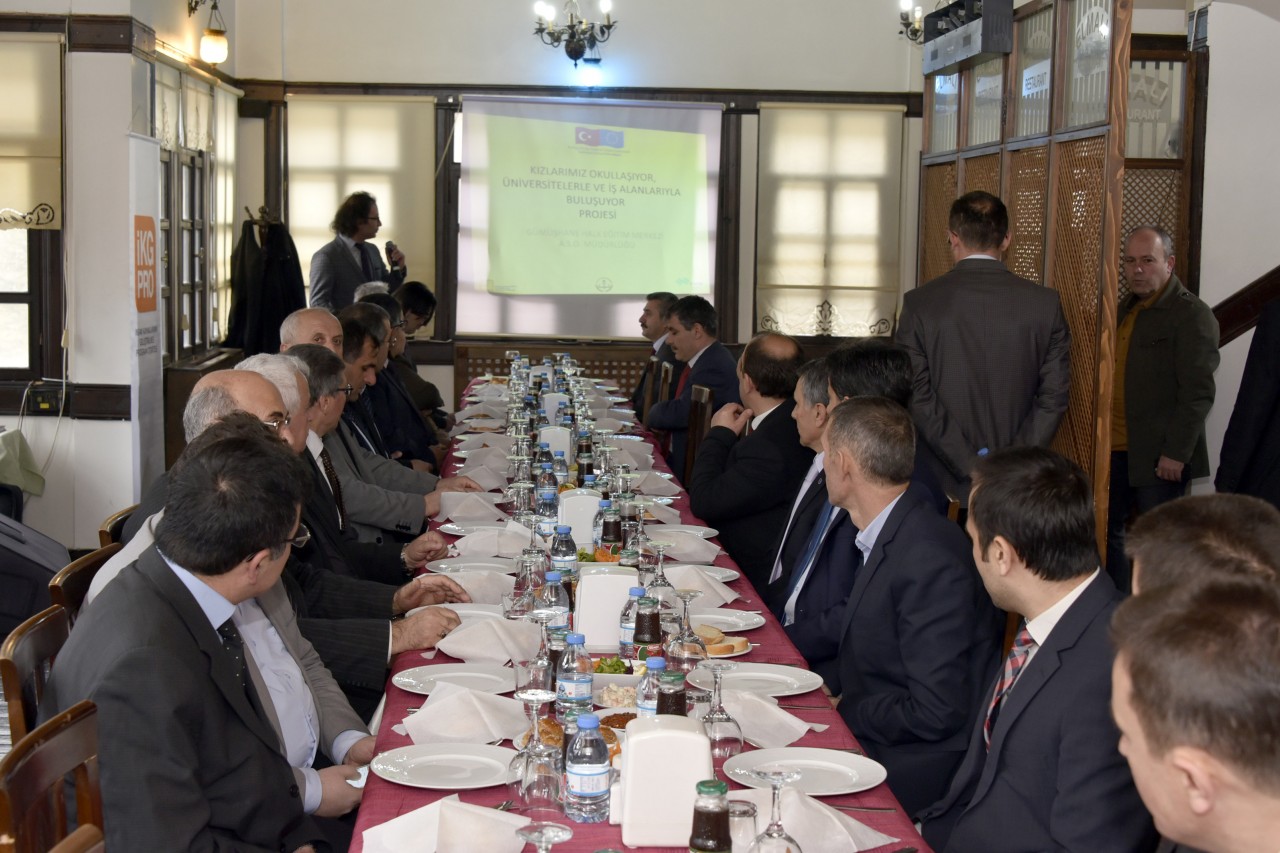 Gümüşhane’de ‘Kızlarımız Okullaşıyor, Üniversitelerle ve İş Alanlarıyla Buluşuyor’ Projesi 2