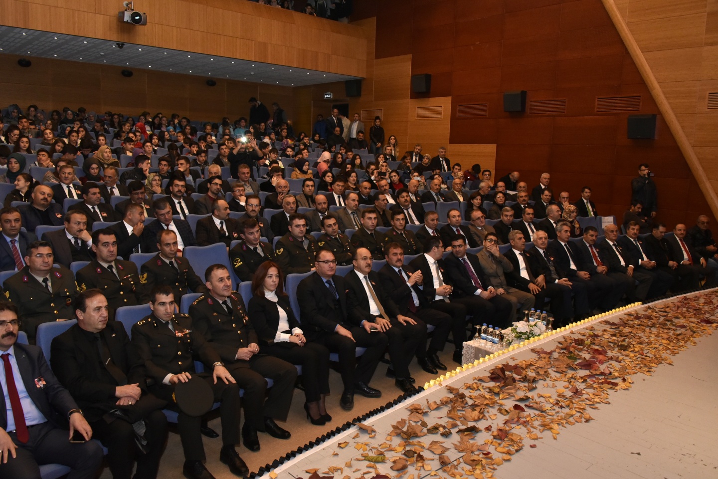 Ulu Önder vefatının 79.yıldömünde Gümüşhane’de anıldı 48