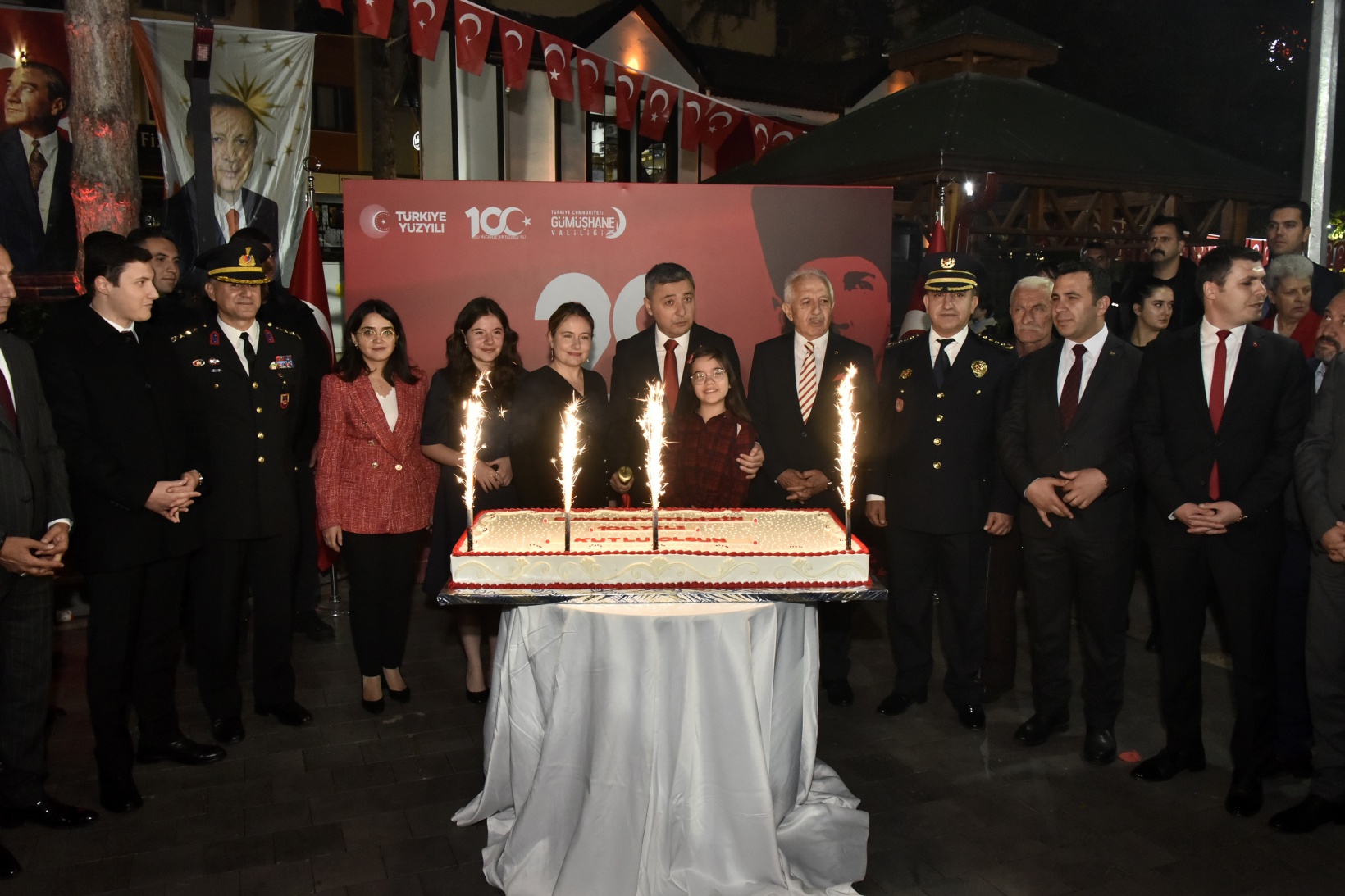 Gümüşhane’de fener alayı yürüyüşü gerçekleştirildi   9