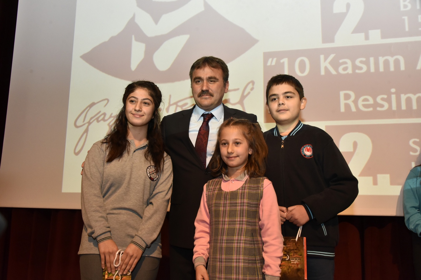 Ulu Önder vefatının 79.yıldömünde Gümüşhane’de anıldı 66