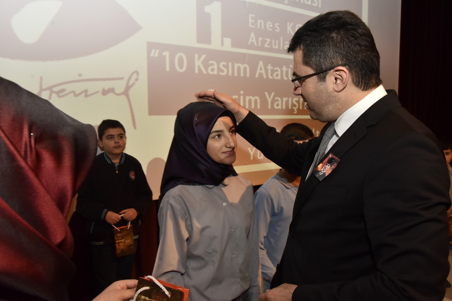 Ulu Önder vefatının 79.yıldömünde Gümüşhane’de anıldı 60