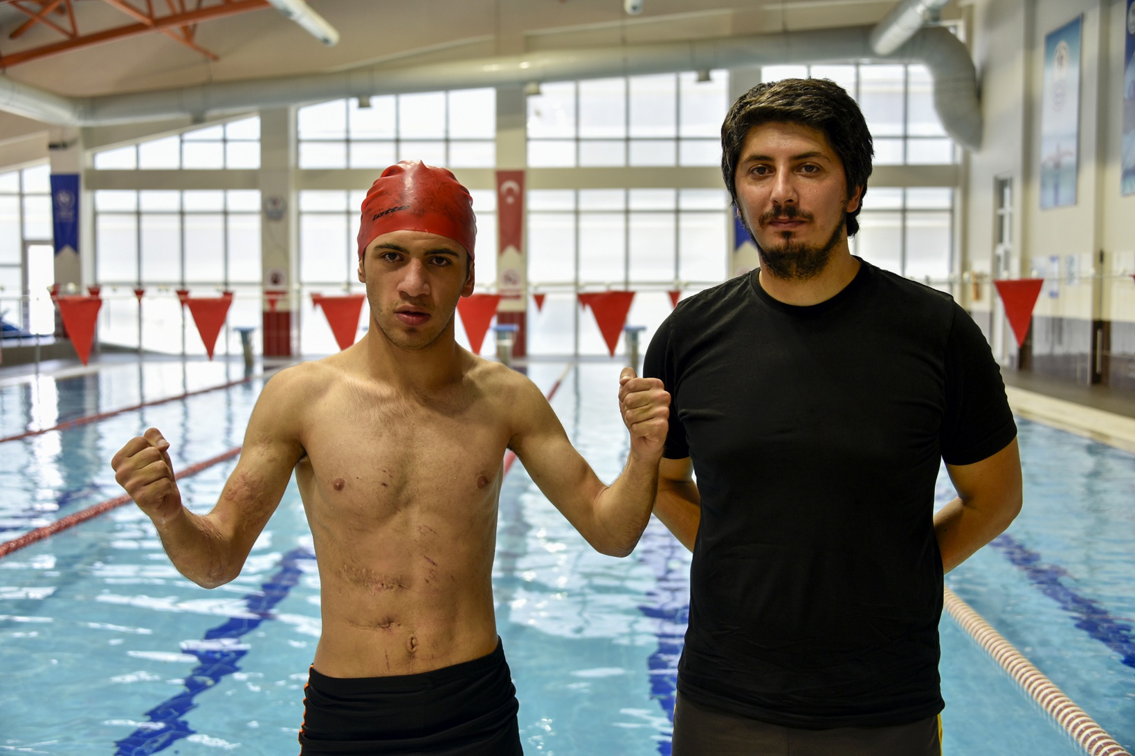 Babasının hayatını sonlandıran ‘su’ ona hayat verdi 13