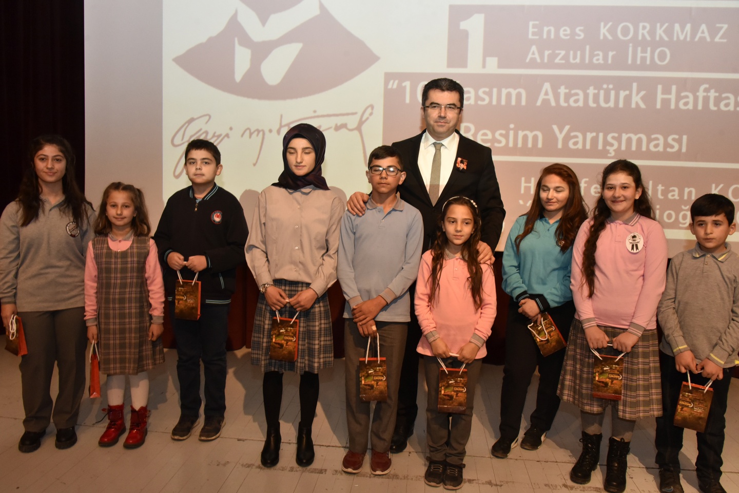 Ulu Önder vefatının 79.yıldömünde Gümüşhane’de anıldı 68