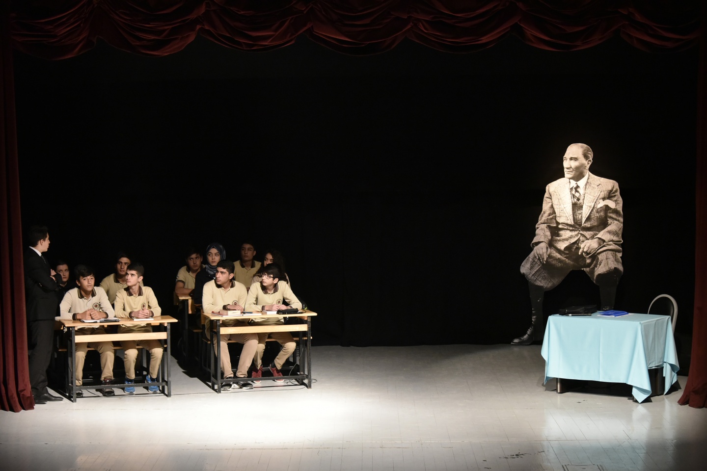 Ulu Önder vefatının 79.yıldömünde Gümüşhane’de anıldı 99