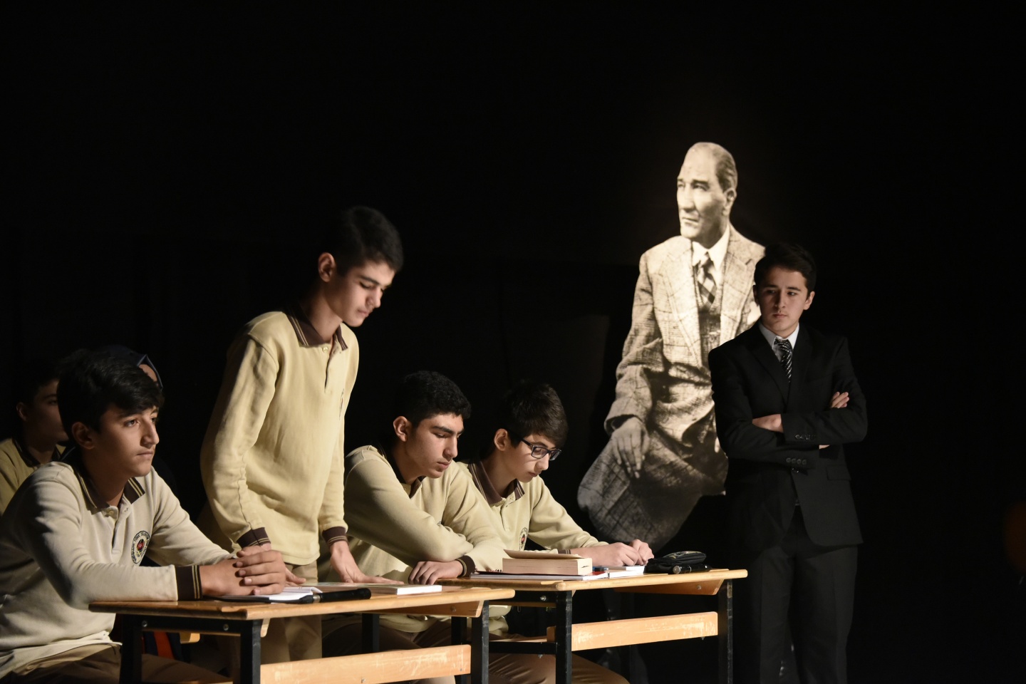 Ulu Önder vefatının 79.yıldömünde Gümüşhane’de anıldı 77