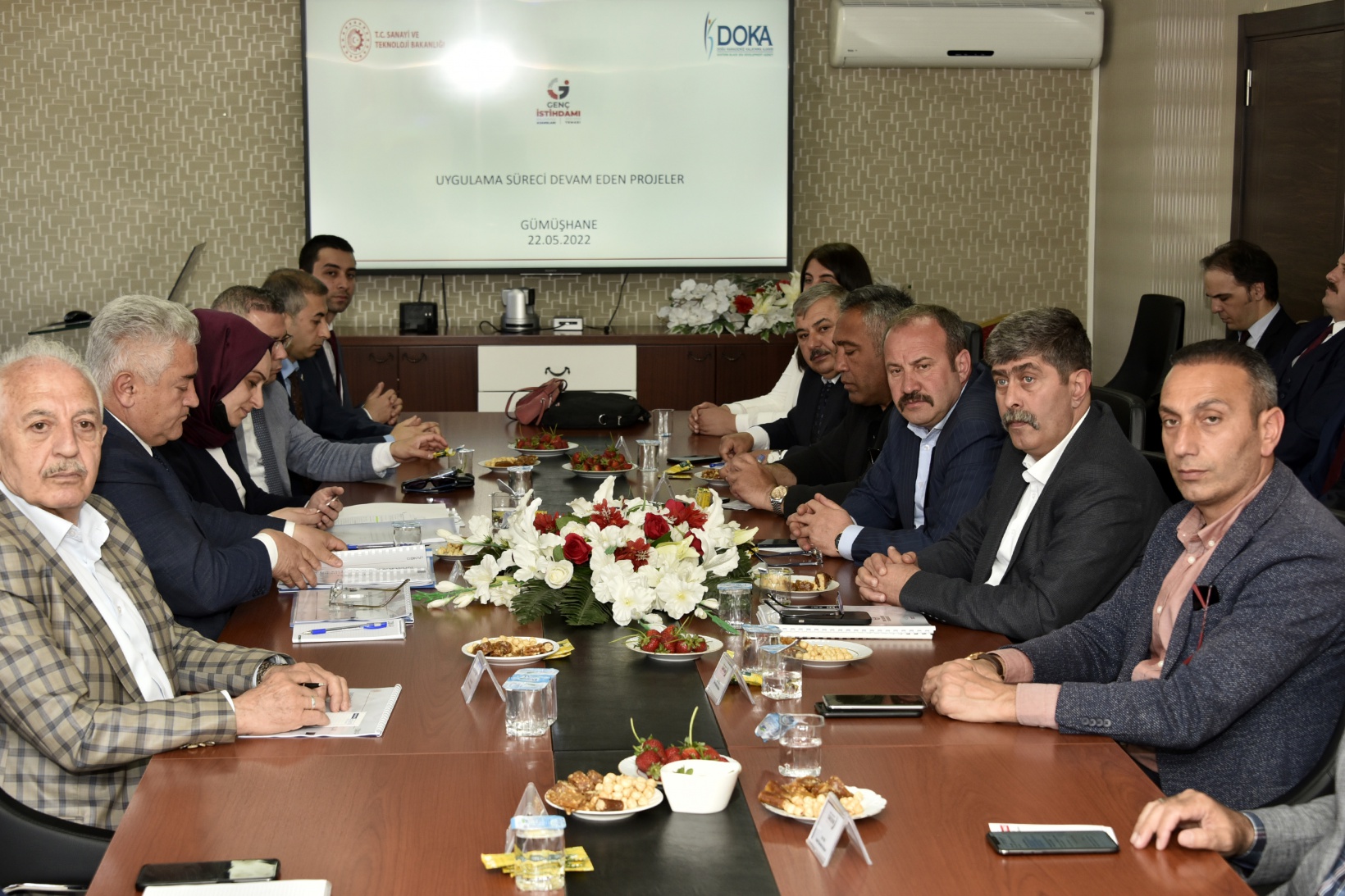 Gümüşhane proje değerlendirme toplantısı yapıldı 10