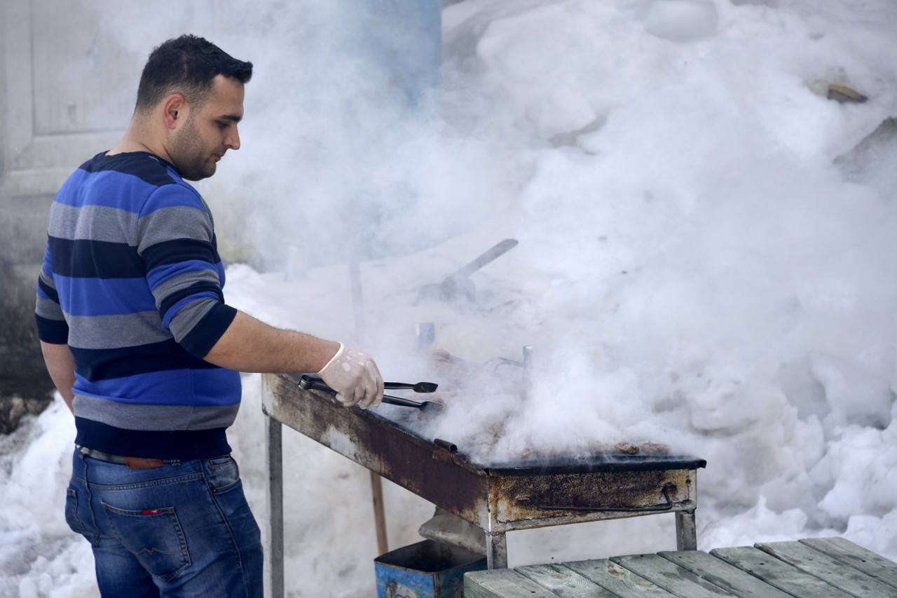 Yüzlerce üniversite öğrencisi Zigana dağında stres attı 28