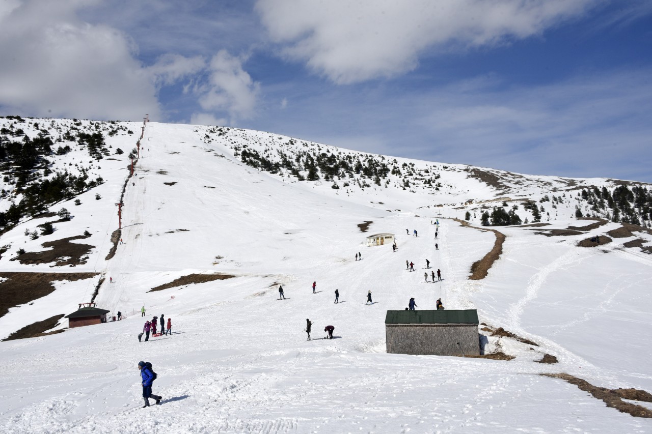 Yüzlerce üniversite öğrencisi Zigana dağında stres attı 31